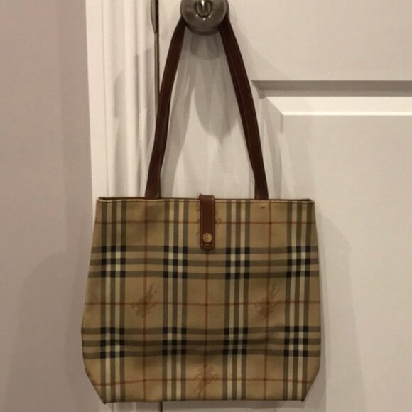 Burberry Check Pattern Shoulder Bag - Picture 2 of 11
